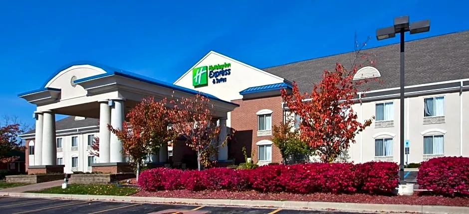 Holiday Inn Express Hotel & Suites Waterford By IHG