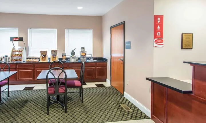 Econo Lodge Harrisburg Hershey
