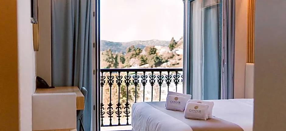 HOTEL CANDOR