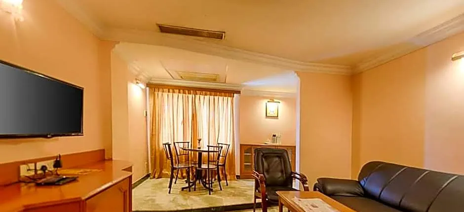 League Hotels and Banquets