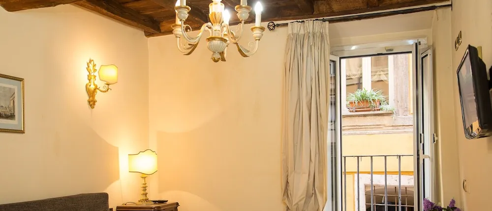 Rental in Rome Falegnami
