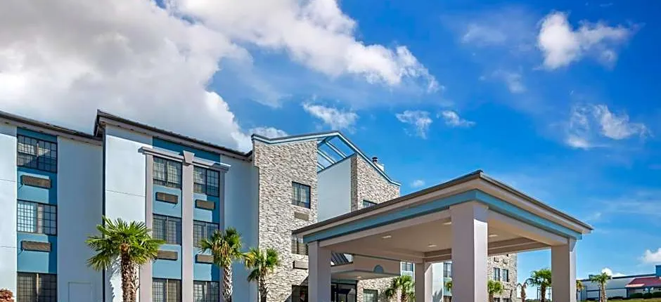 Comfort Suites Hattiesburg near University