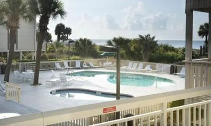 Breakers 119 by RedAwning