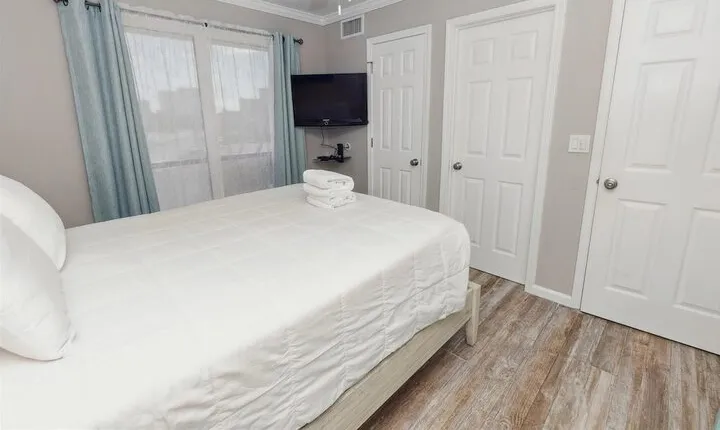 Sandpiper Cove 2138 2 Bedroom Condo by RedAwning