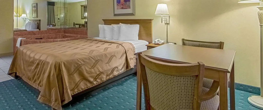 Quality Inn Oakwood - Gainesville