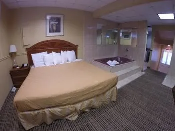 Airport Hotel Inn & Suites - Newark Airport