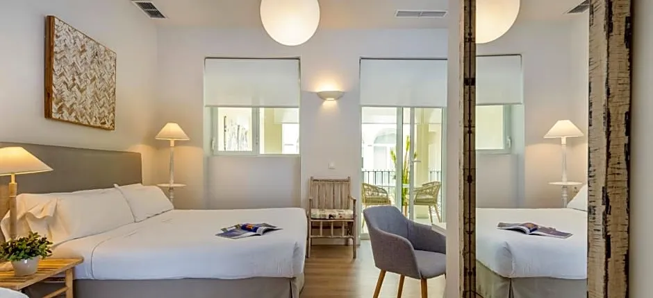 Suites Sevilla Plaza