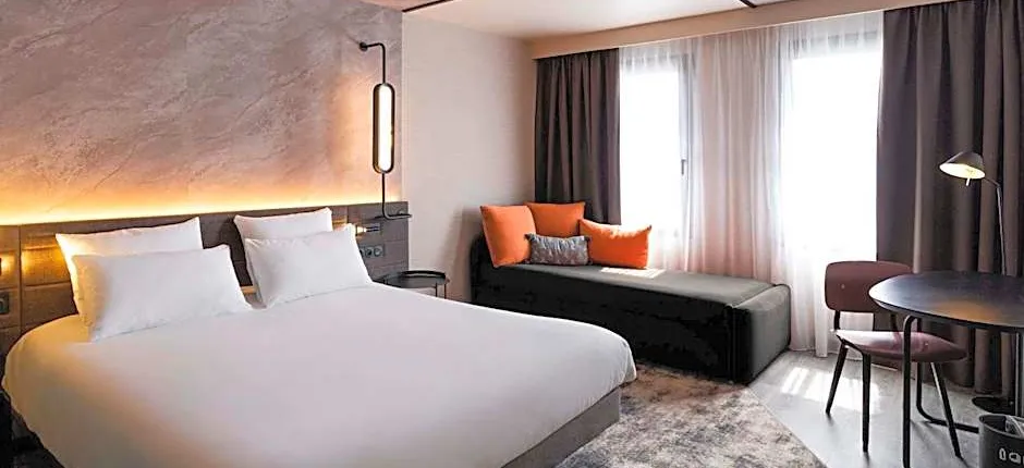 Novotel Paris Suresnes Longchamp