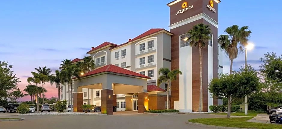 La Quinta Inn & Suites by Wyndham Ft. Pierce