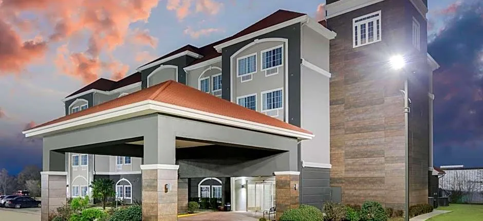 La Quinta Inn & Suites by Wyndham Paris