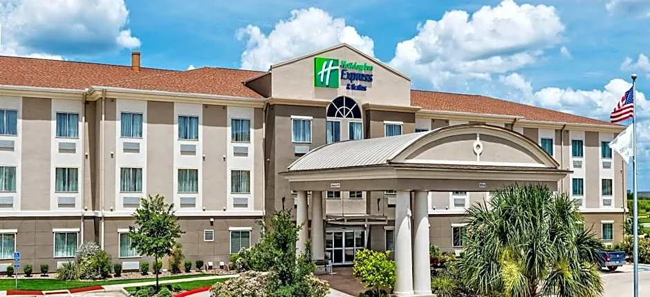 Holiday Inn Express & Suites Cotulla By IHG