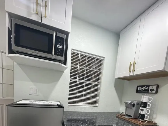 The Tiny Cottage in The Springs