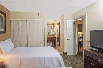 Homewood Suites by Hilton Durham-Chapel Hill / I-40