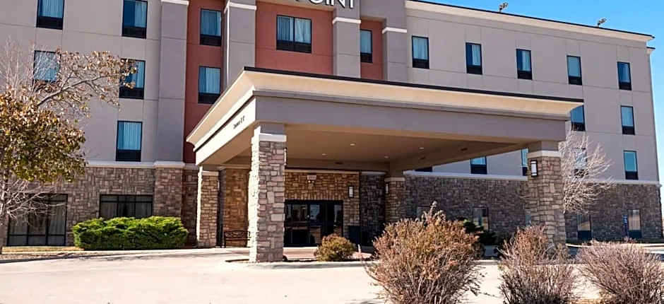 Flag Point Inn and Suites Pratt by FairBridge