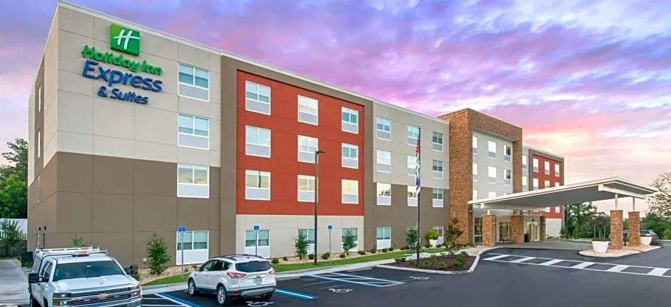 Holiday Inn Express & Suites West Melbourne By IHG