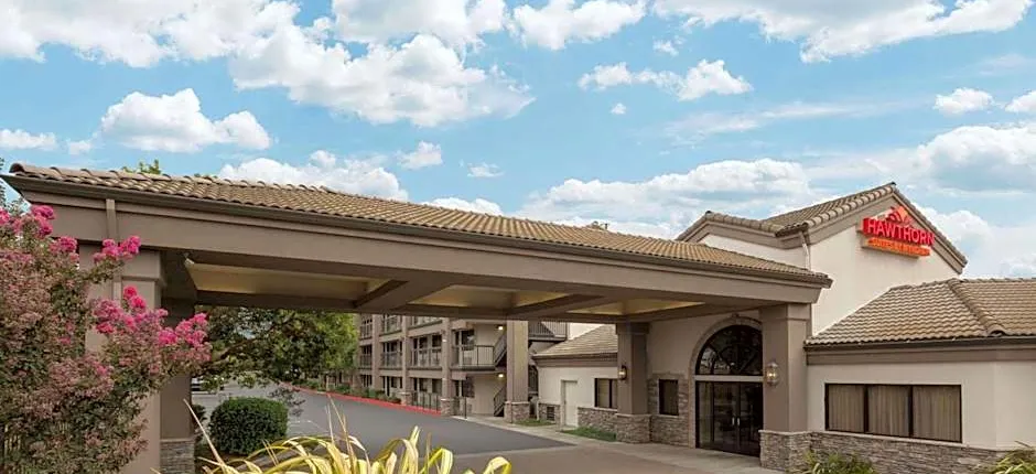 Hawthorn Suites by Wyndham Napa Valley