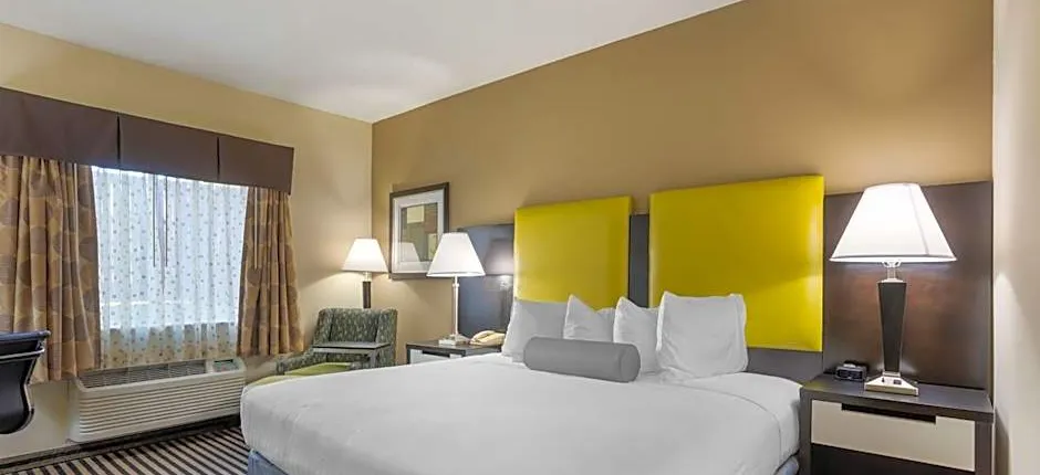 Best Western Plus Searcy Inn