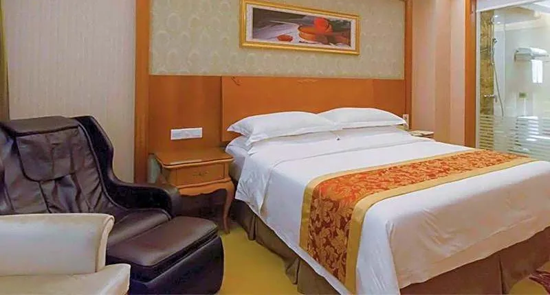 Vienna Hotel Chaoyang High-Speed Train Station