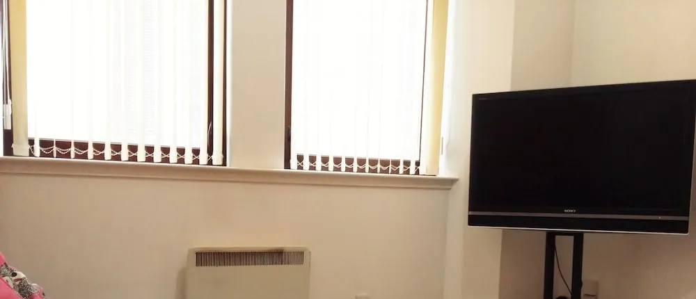 City Centre Apartment Renfrew Chambers
