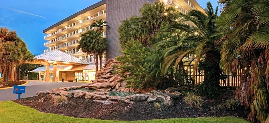 Motel 6 Cutler Bay
