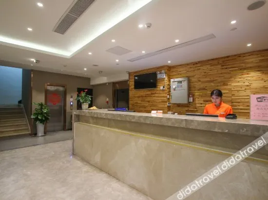 Homeinn Plus Hotel (Hangzhou Xihu Sudi Hupao Road)