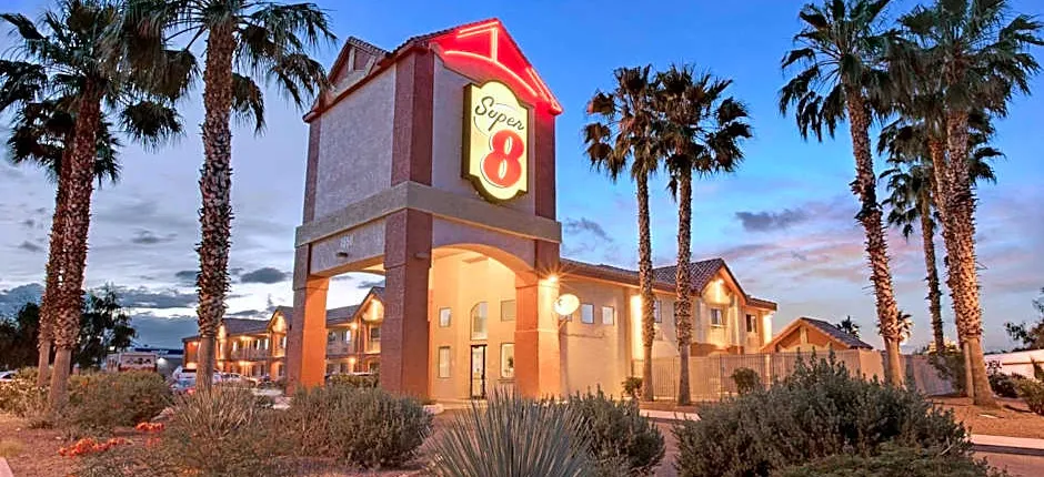 Super 8 by Wyndham Tucson/Grant Road Area AZ