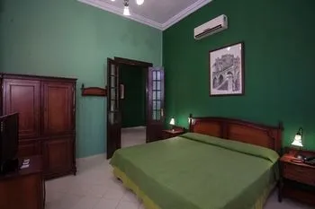 Hotel E Casa Verde