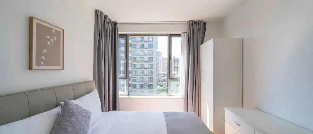 Tyms 1BR 1BA Apt Xujiahui Metro
