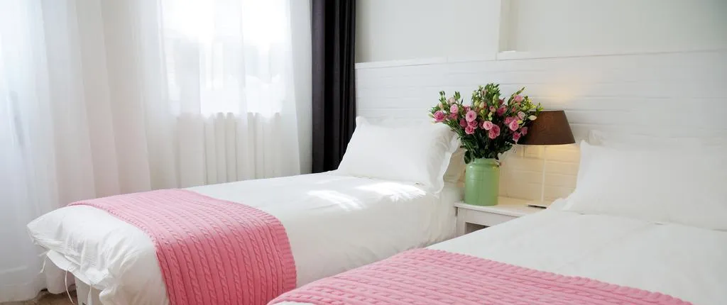 Peking Station Hostel
