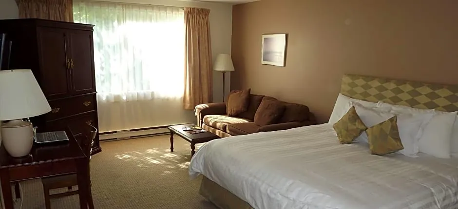 The Pacific Inn