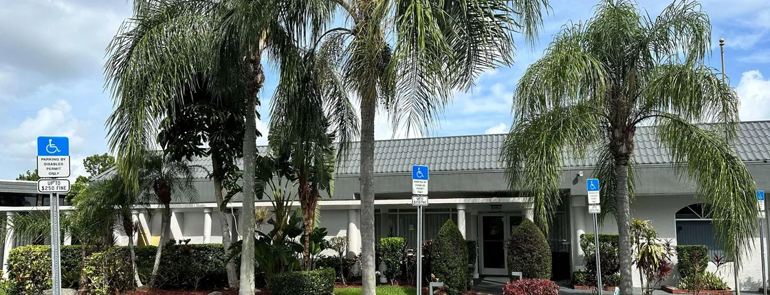 Ramada By Wyndham Cocoa