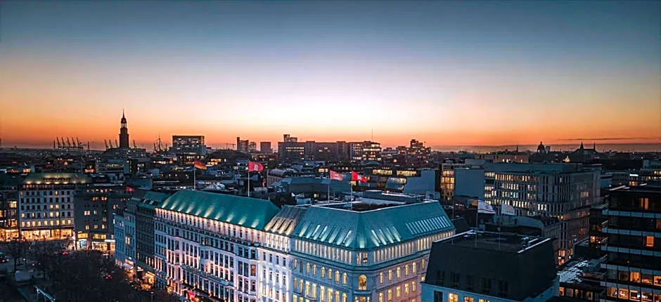 Fairmont Hotel Vier Jahreszeiten