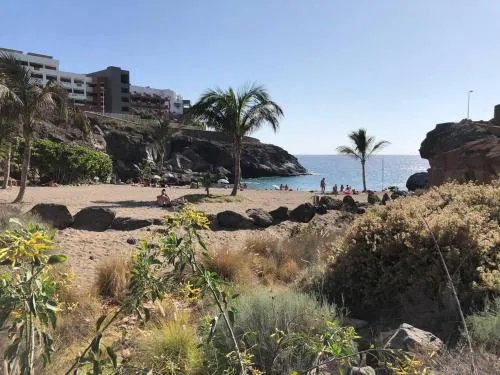 1204 SPECTACULAR VIEW Studio Refurbished New