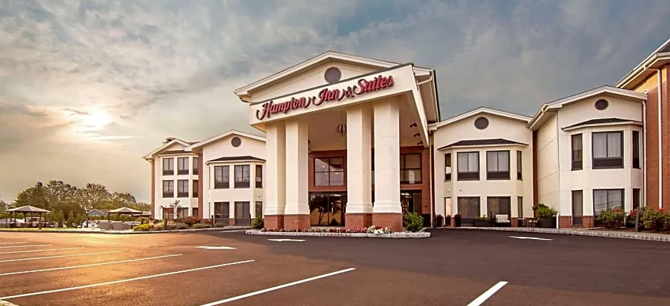 Hampton Inn By Hilton & Suites Fairfield