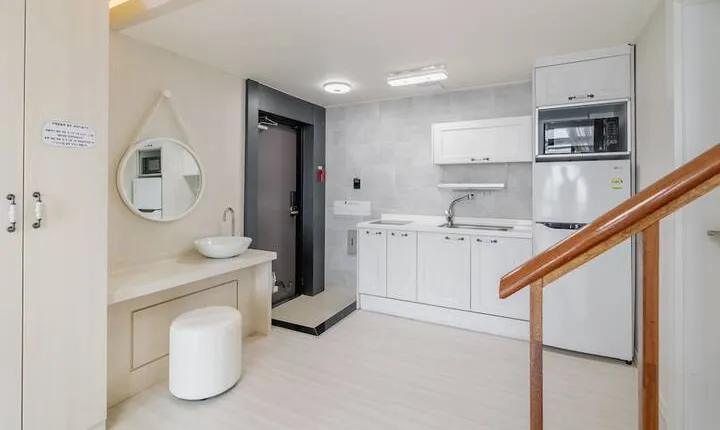 Yeosu Sunset Hostel&Pension