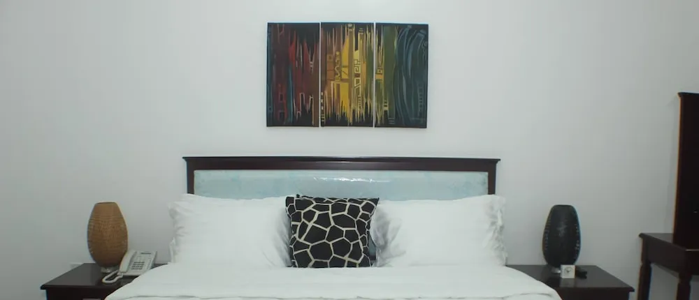 Royalty Apartments