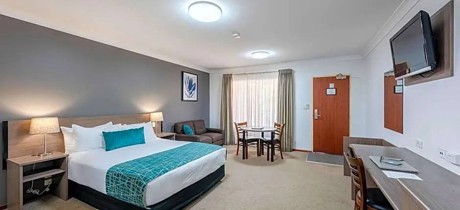 Best Western Plus Ambassador Orange