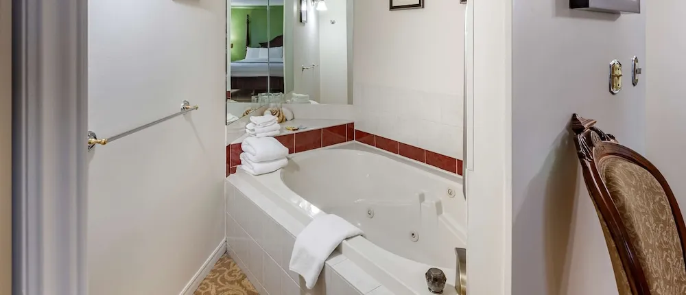 SureStay Plus Hotel by Best Western Kincardine