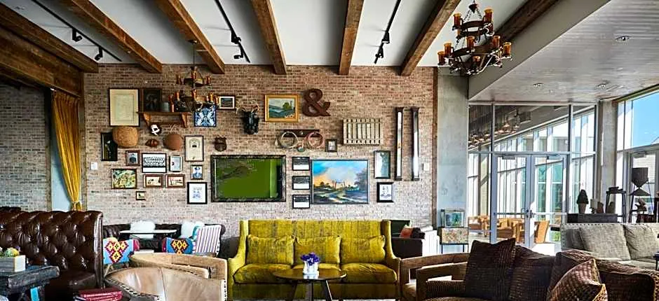 The Stella Hotel, Autograph Collection