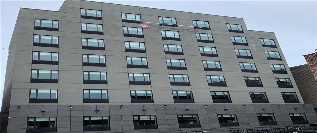 Best Western Plus City Line Hotel