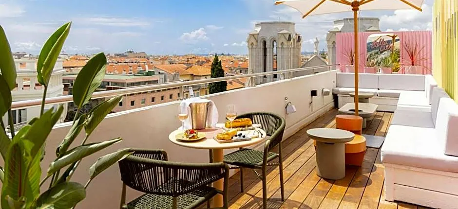 Nice Centre Hotel