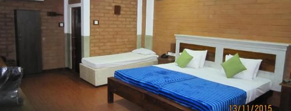 ELEPHAS RESORT