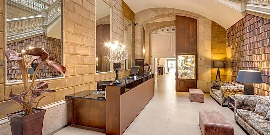 Catalonia Portal Del Angel