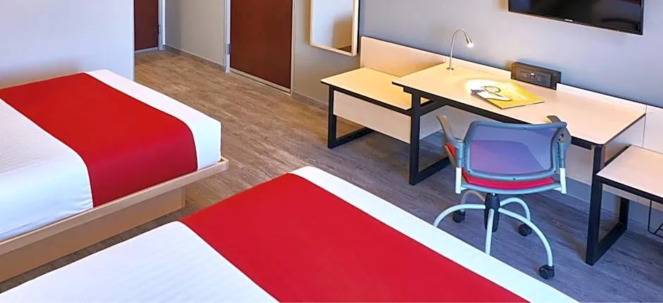 City Express by Marriott Leon