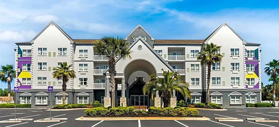 Spark by Hilton Panama City Beach