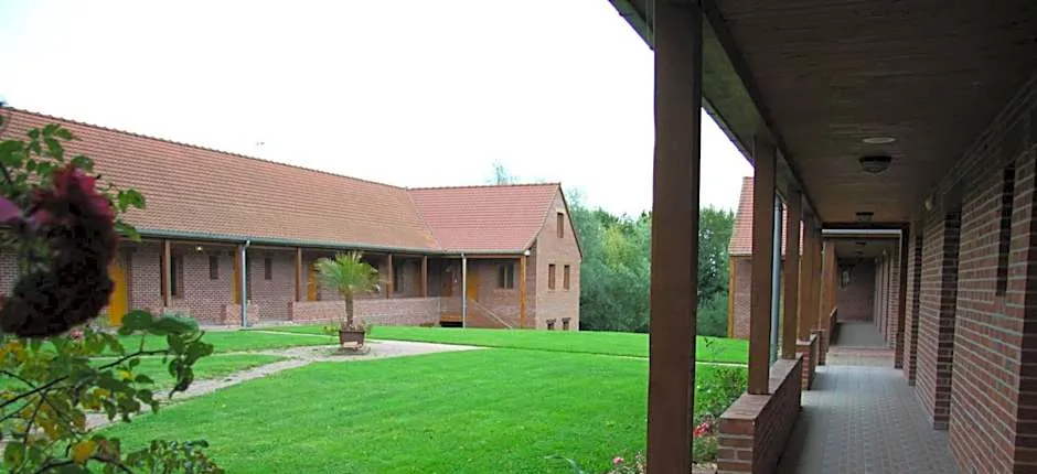 Hôtel Les Charmilles de Mormal