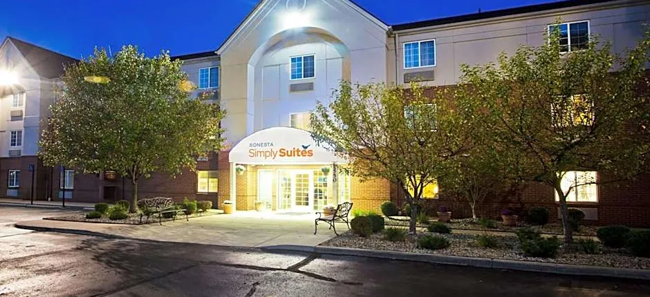 Sonesta Simply Suites Detroit Troy