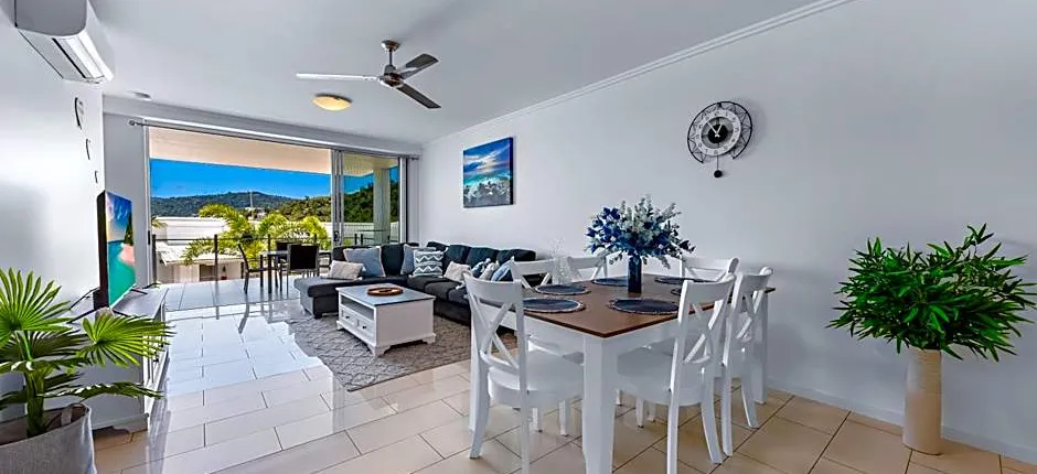 Airlie Summit Apartments