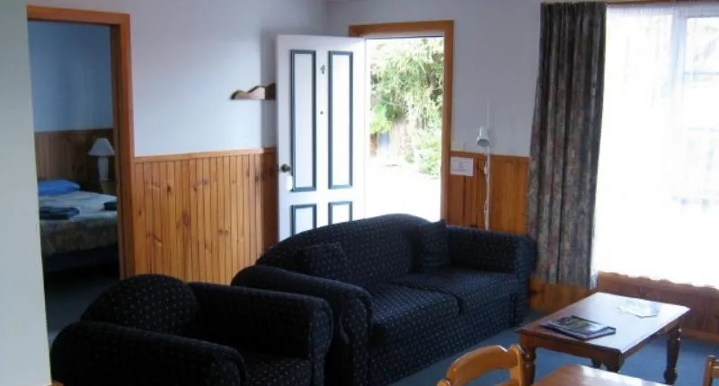 Castaway Holiday Apartments