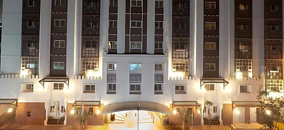 Al Liwan Suites